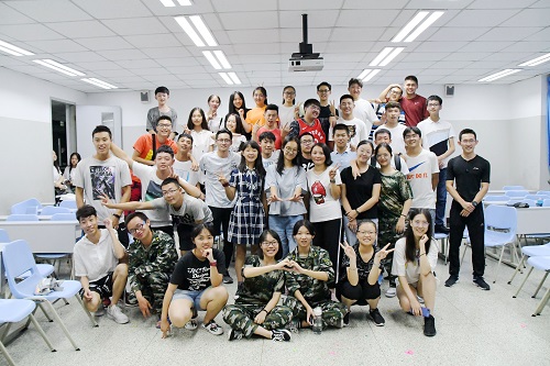 PG电子·仿照器(试玩游戏)官方网站