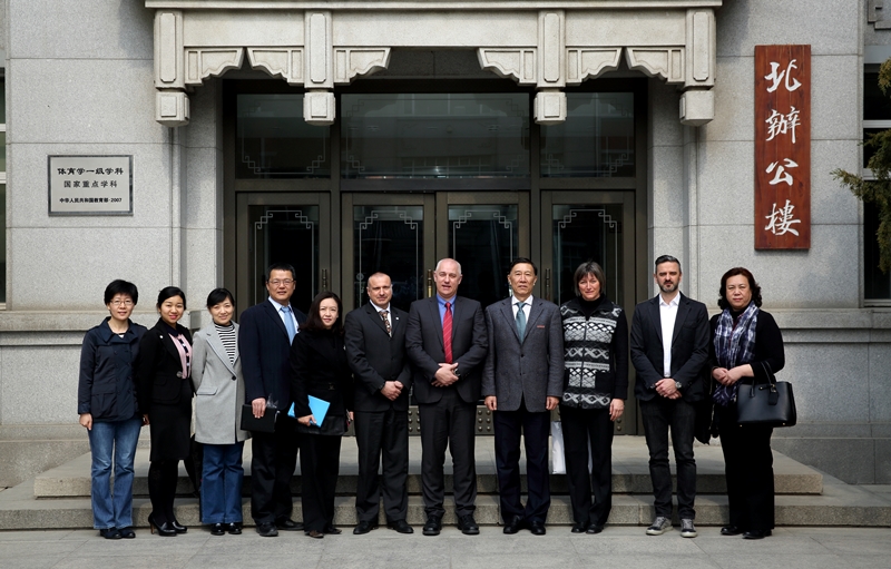 PG电子·仿照器(试玩游戏)官方网站