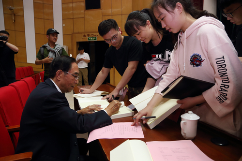 PG电子·仿照器(试玩游戏)官方网站