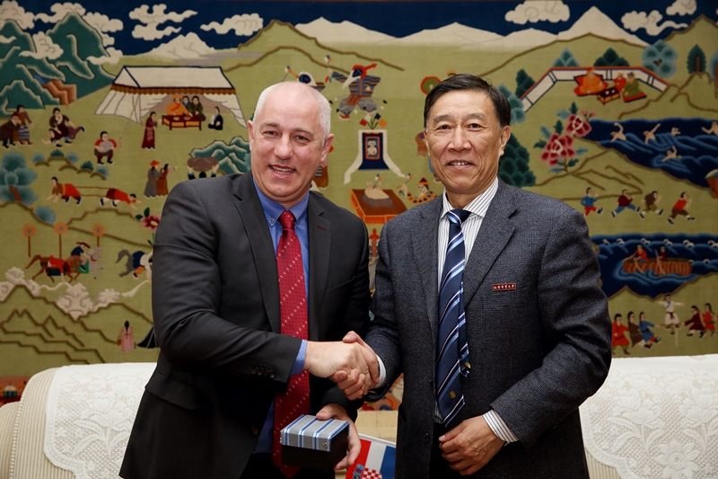 PG电子·仿照器(试玩游戏)官方网站