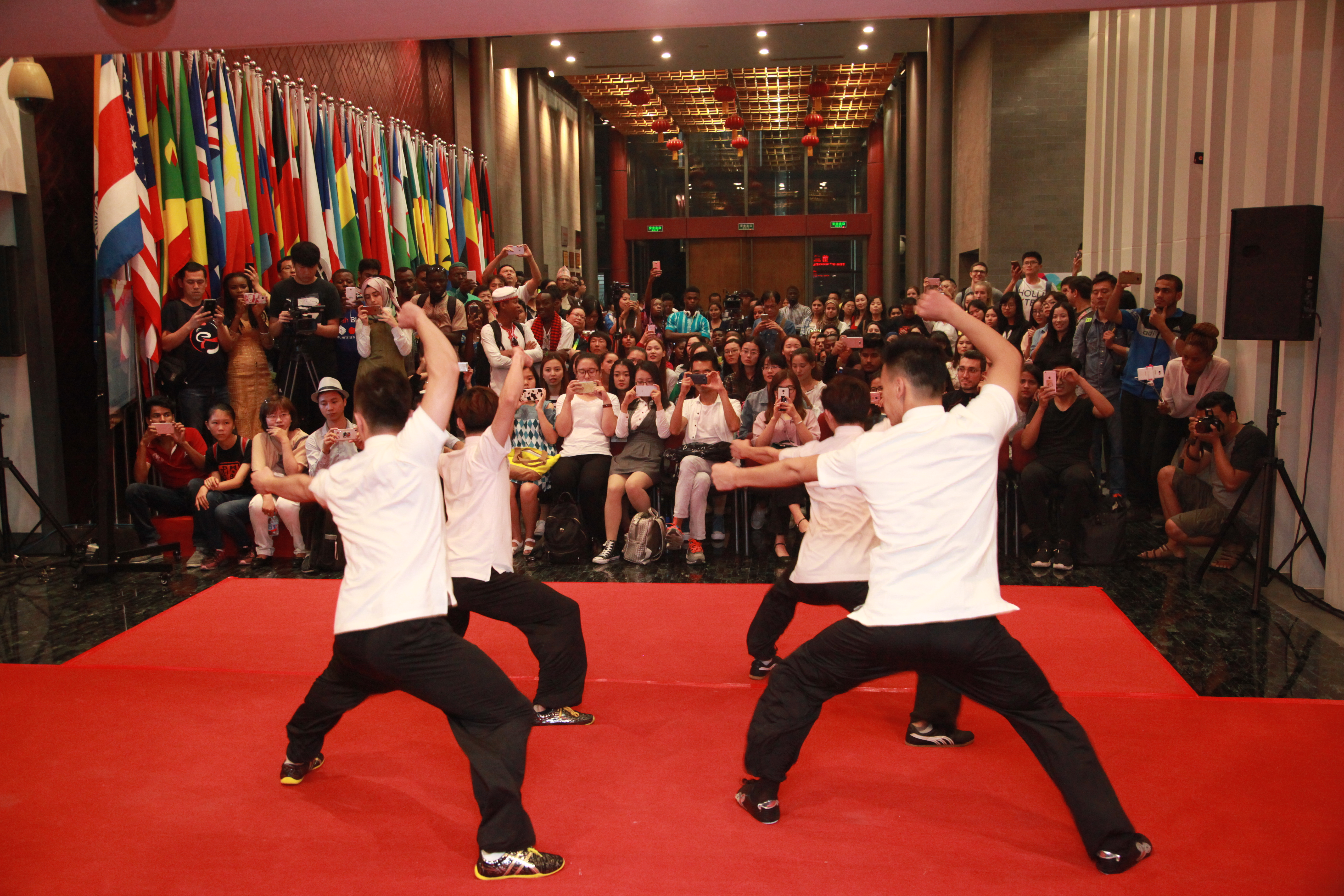 PG电子·仿照器(试玩游戏)官方网站