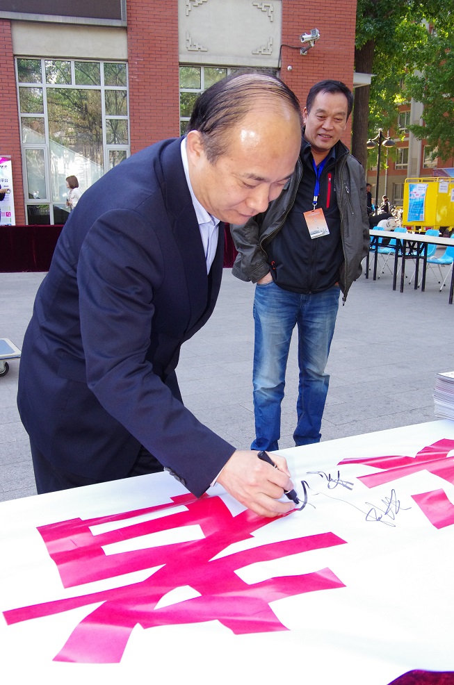 PG电子·仿照器(试玩游戏)官方网站