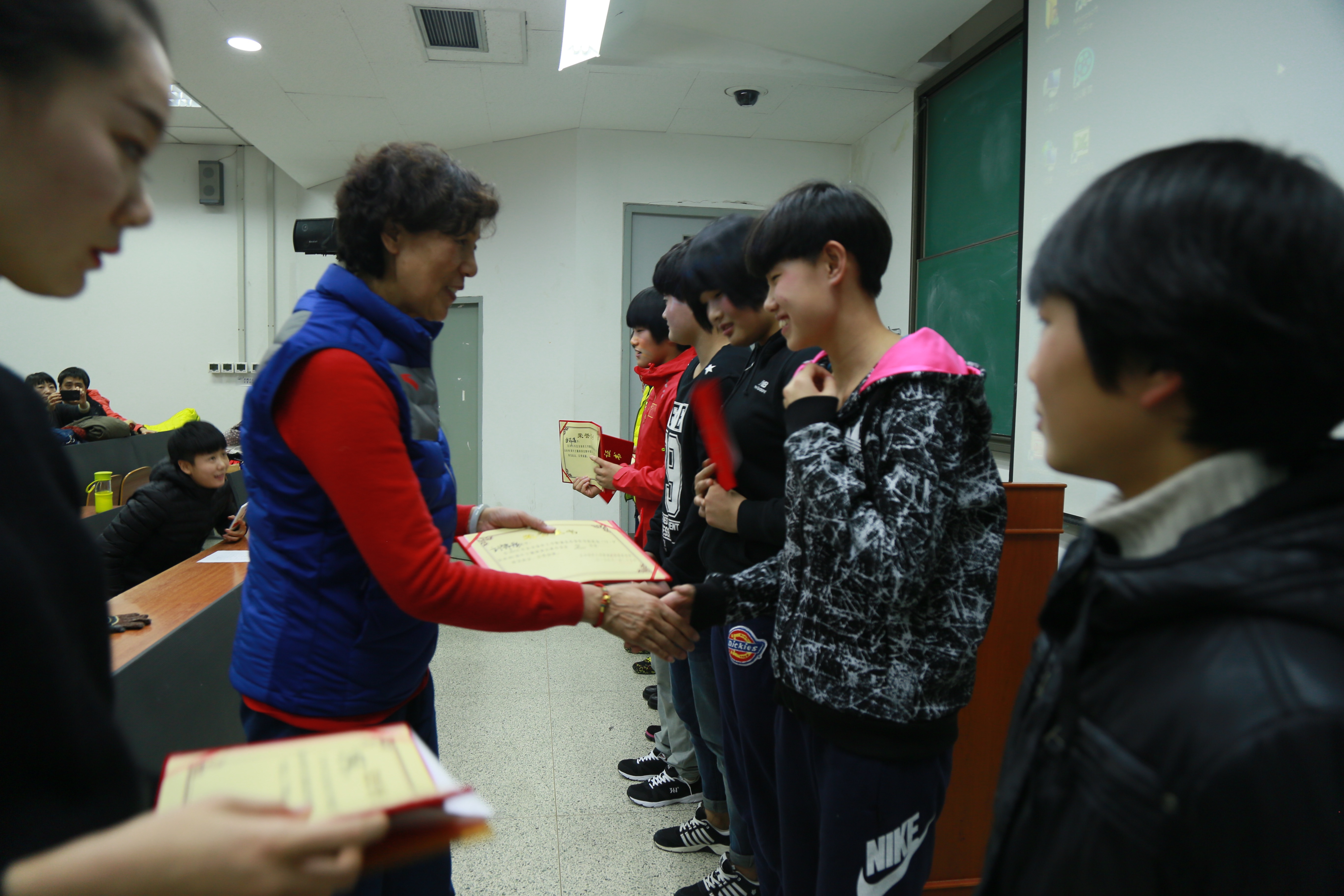 PG电子·仿照器(试玩游戏)官方网站