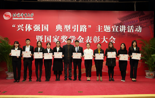 PG电子·仿照器(试玩游戏)官方网站