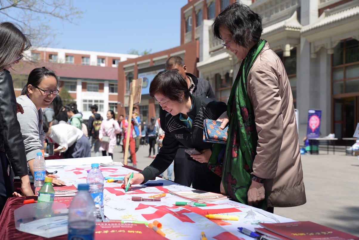 PG电子·仿照器(试玩游戏)官方网站