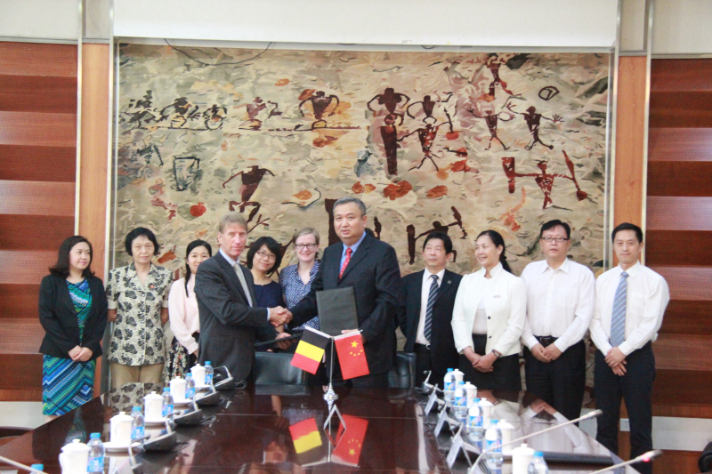 PG电子·仿照器(试玩游戏)官方网站