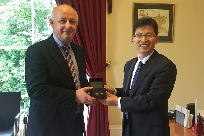 PG电子·仿照器(试玩游戏)官方网站