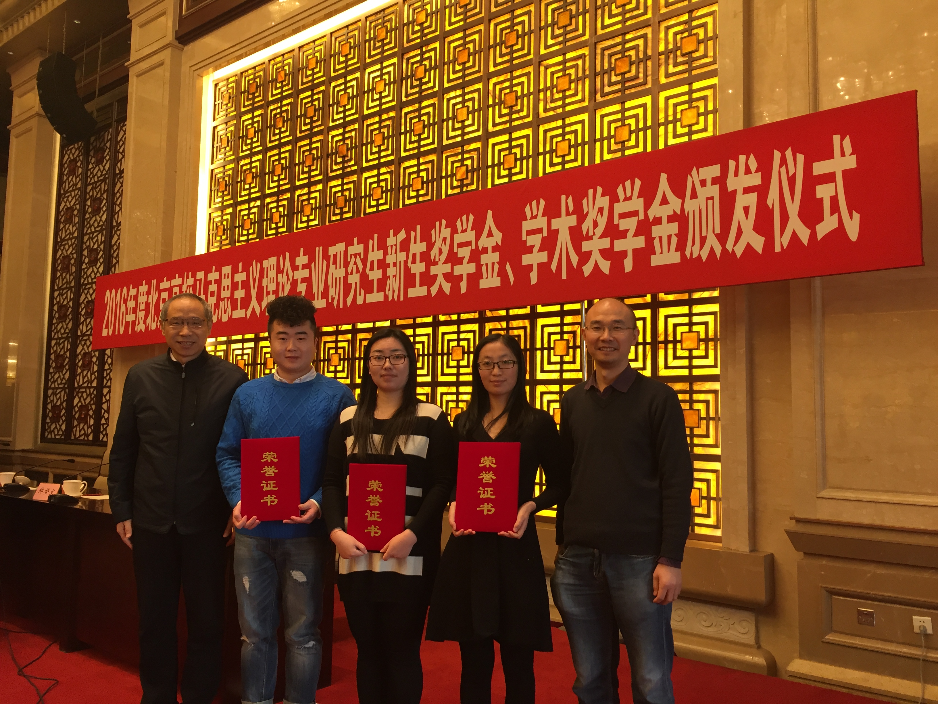 PG电子·仿照器(试玩游戏)官方网站