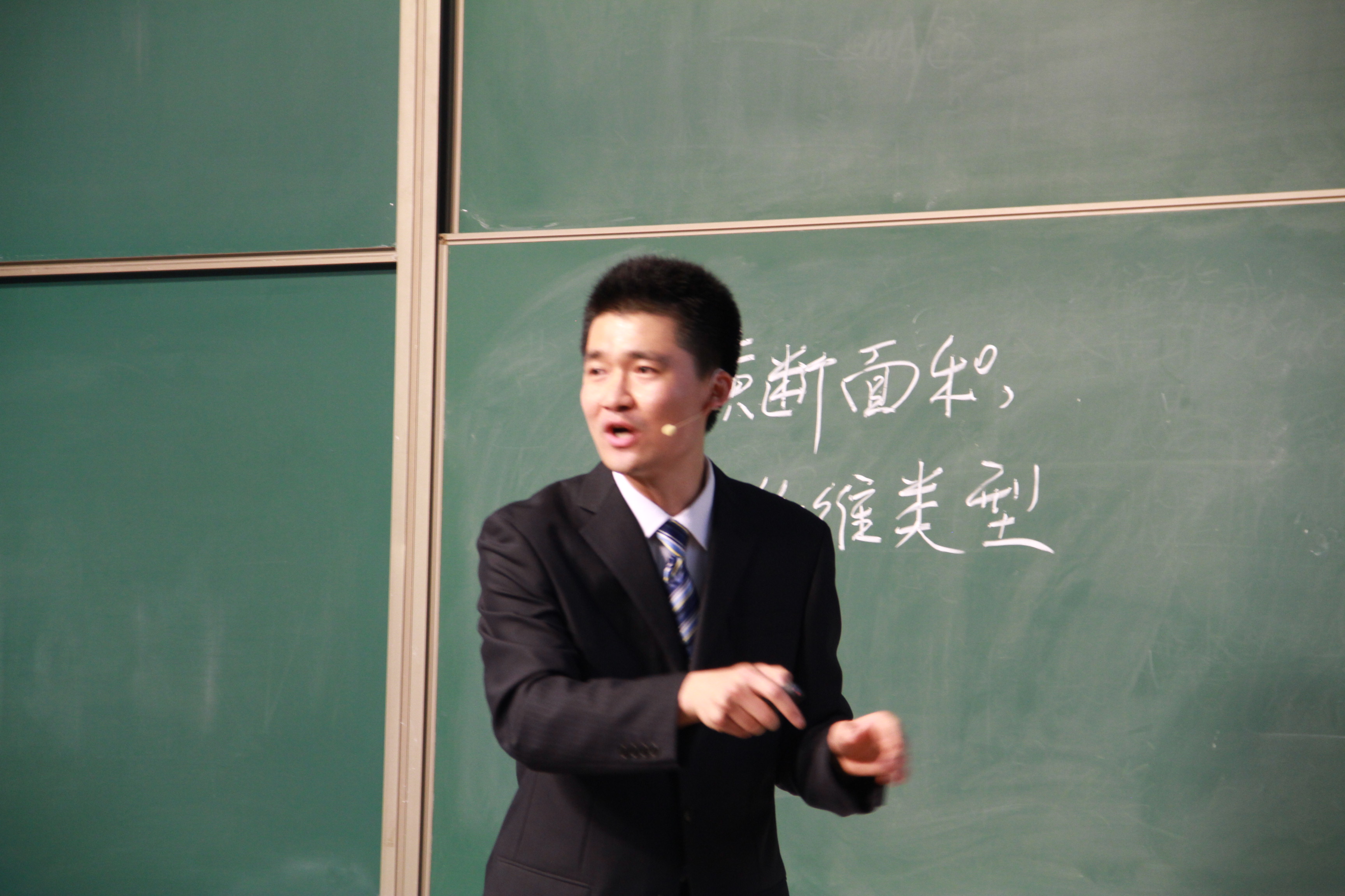 PG电子·仿照器(试玩游戏)官方网站