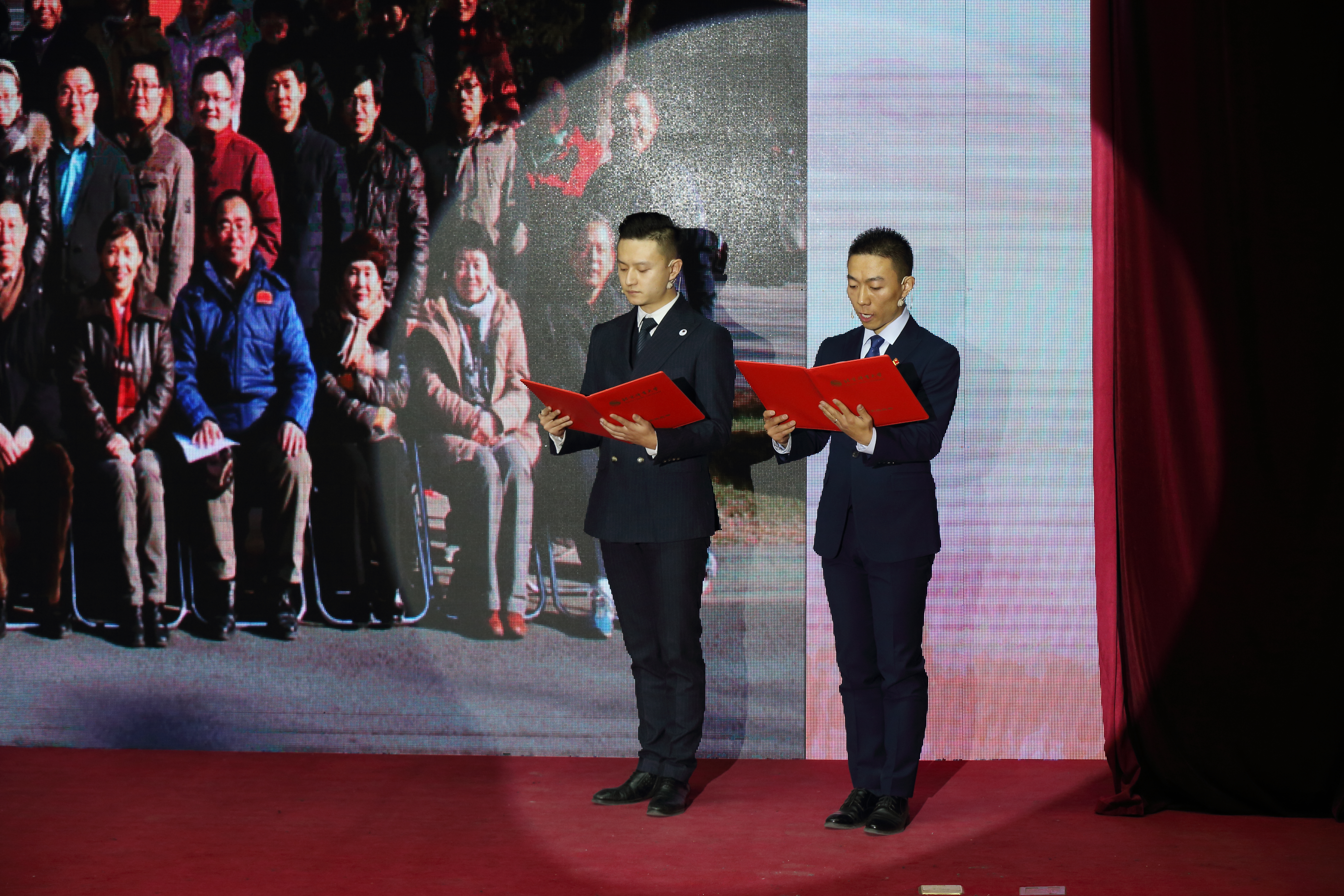 PG电子·仿照器(试玩游戏)官方网站