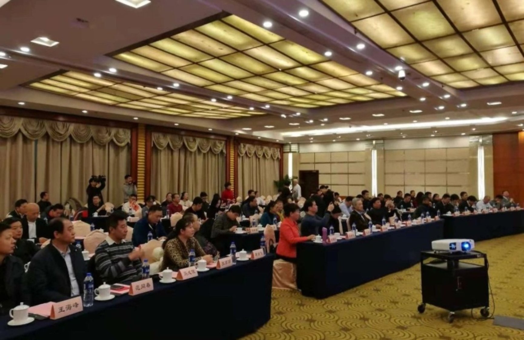 PG电子·仿照器(试玩游戏)官方网站