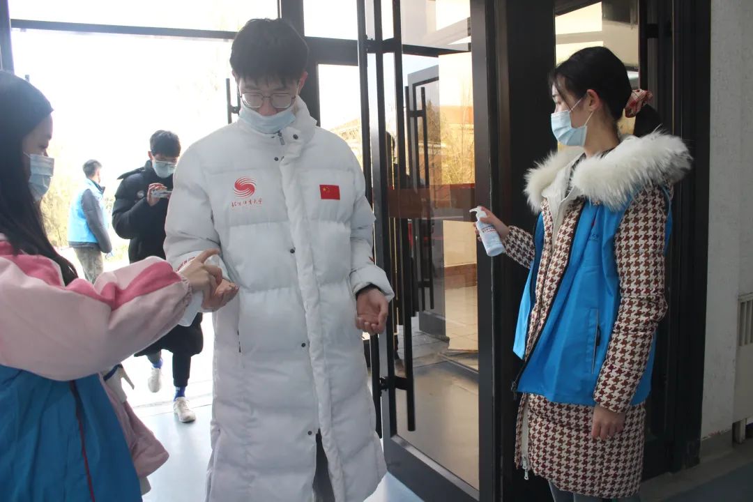 PG电子·仿照器(试玩游戏)官方网站