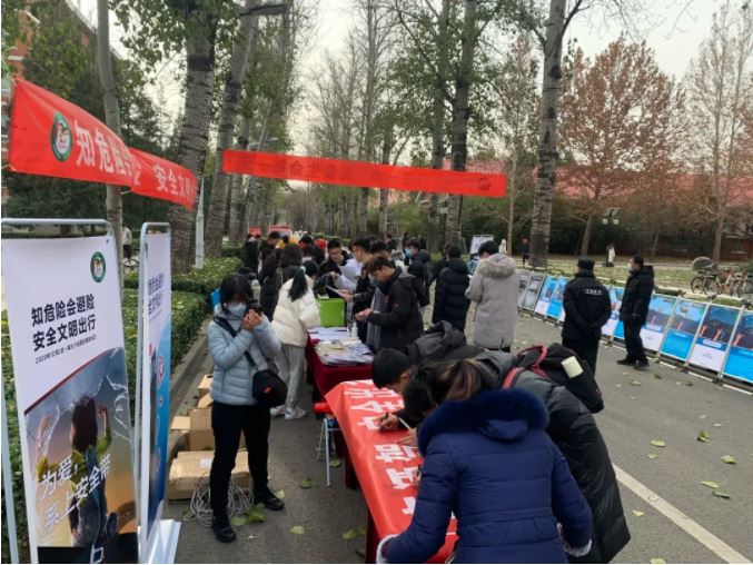 PG电子·仿照器(试玩游戏)官方网站