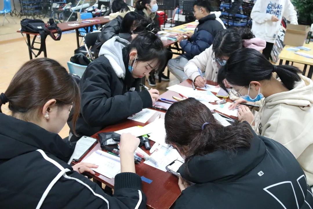 PG电子·仿照器(试玩游戏)官方网站