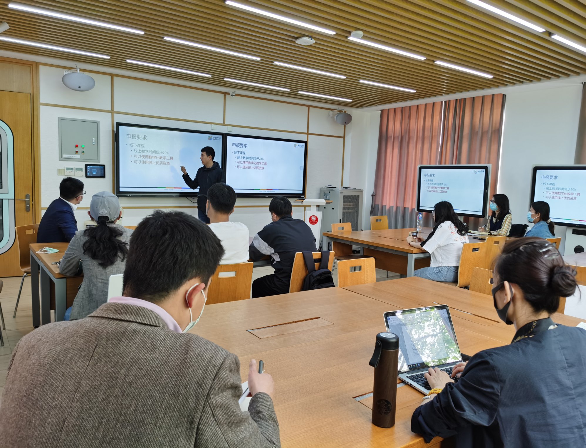 PG电子·仿照器(试玩游戏)官方网站