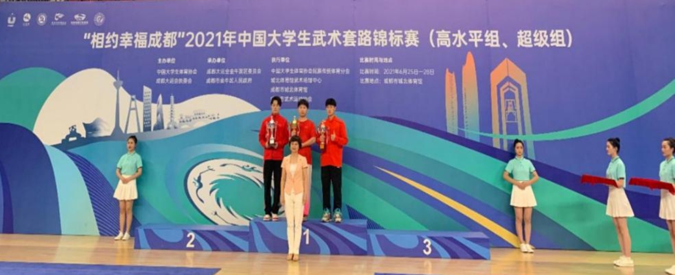 PG电子·仿照器(试玩游戏)官方网站