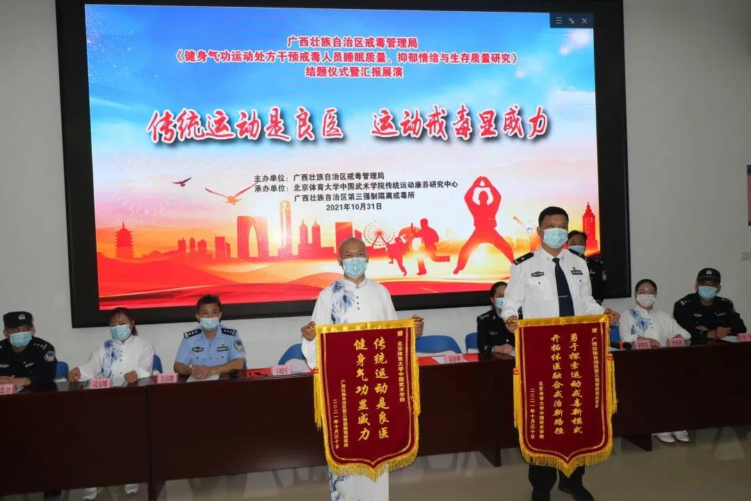 PG电子·仿照器(试玩游戏)官方网站