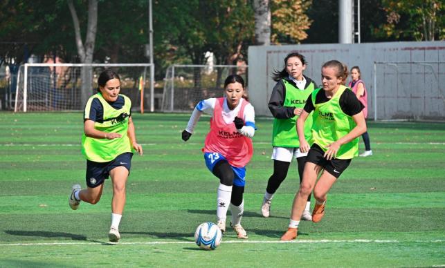 PG电子·仿照器(试玩游戏)官方网站